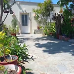 Semesterbostad Maria's Garden House Archangelos (Rhodes)