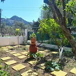 Maria's Garden House 度假居 阿彻奇洛斯