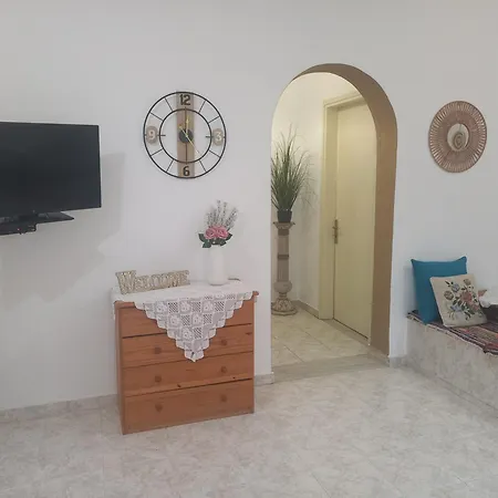 Maria's Garden House بيت للعطل