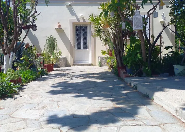 Maria's Garden House بيت للعطل *