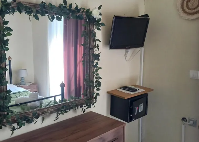 Maria's Garden House